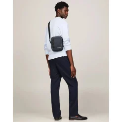 Tommy Hilfiger Petit sac reporter effet pique*Homme Petites Sacoches Homme|Sacoches Homme