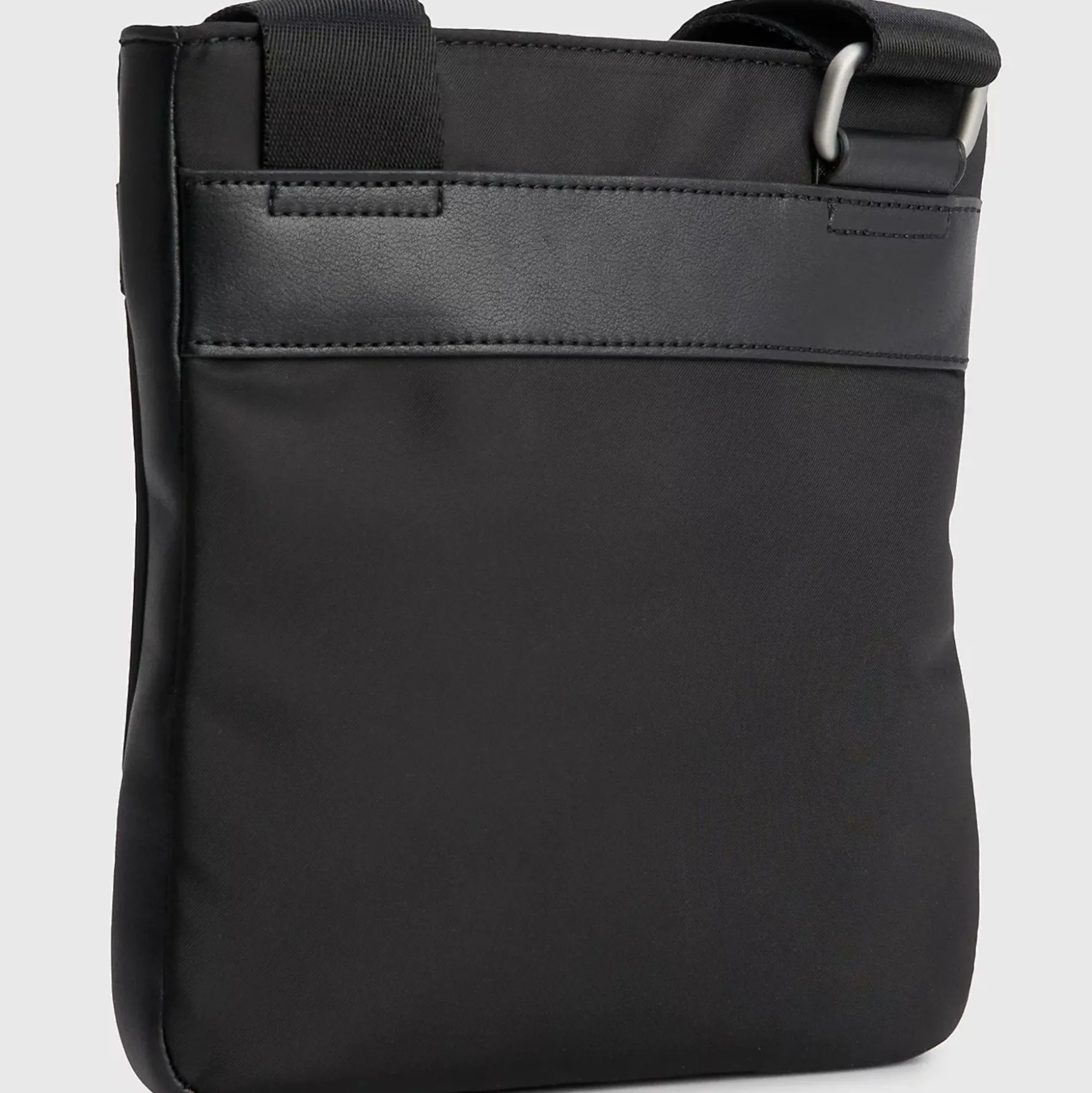 Tommy Hilfiger Petite sacoche plate Central*Homme Sacoches Homme