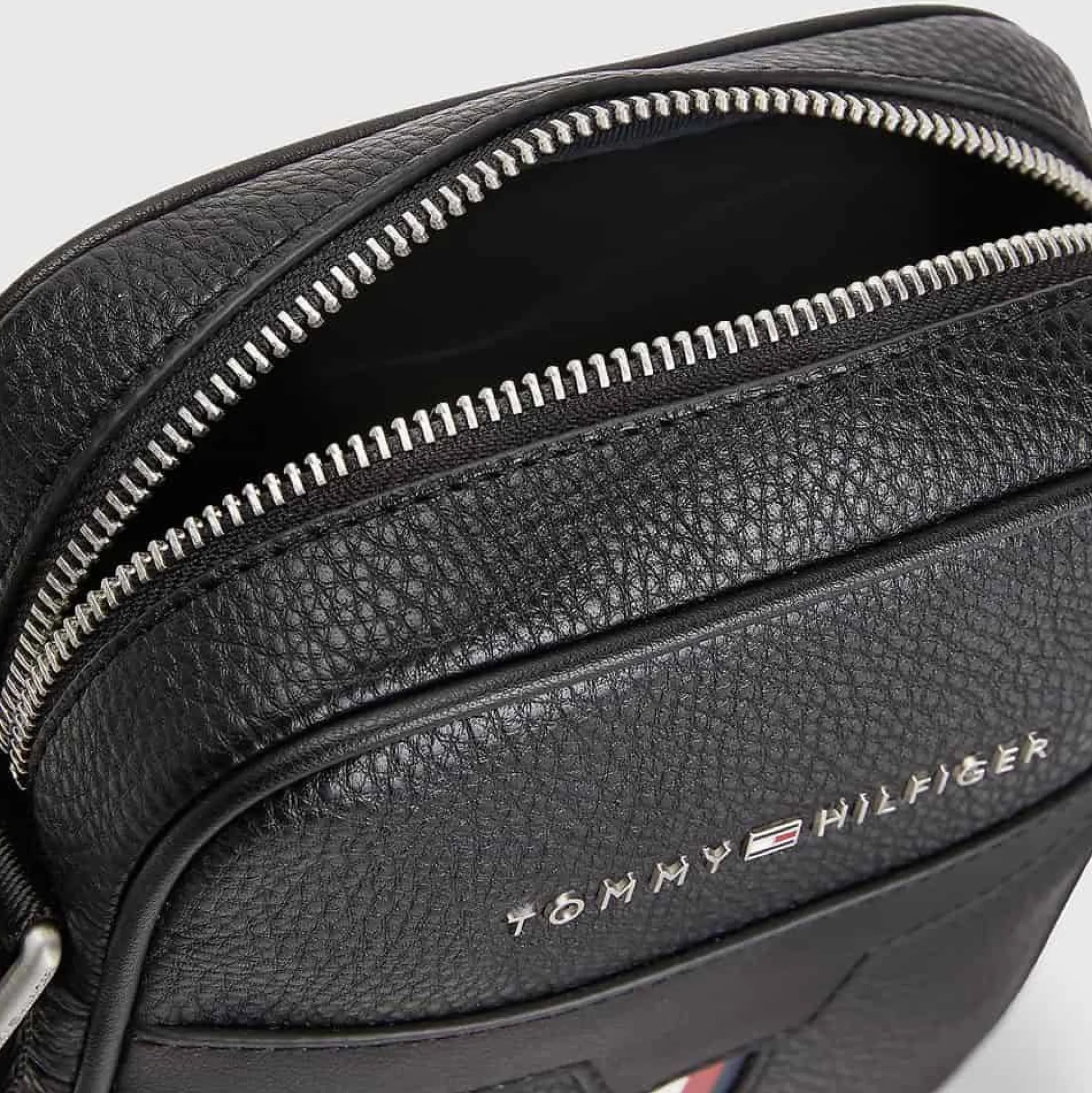 Tommy Hilfiger Petite sacoche reporter Downtown*Homme Petites Sacoches Homme