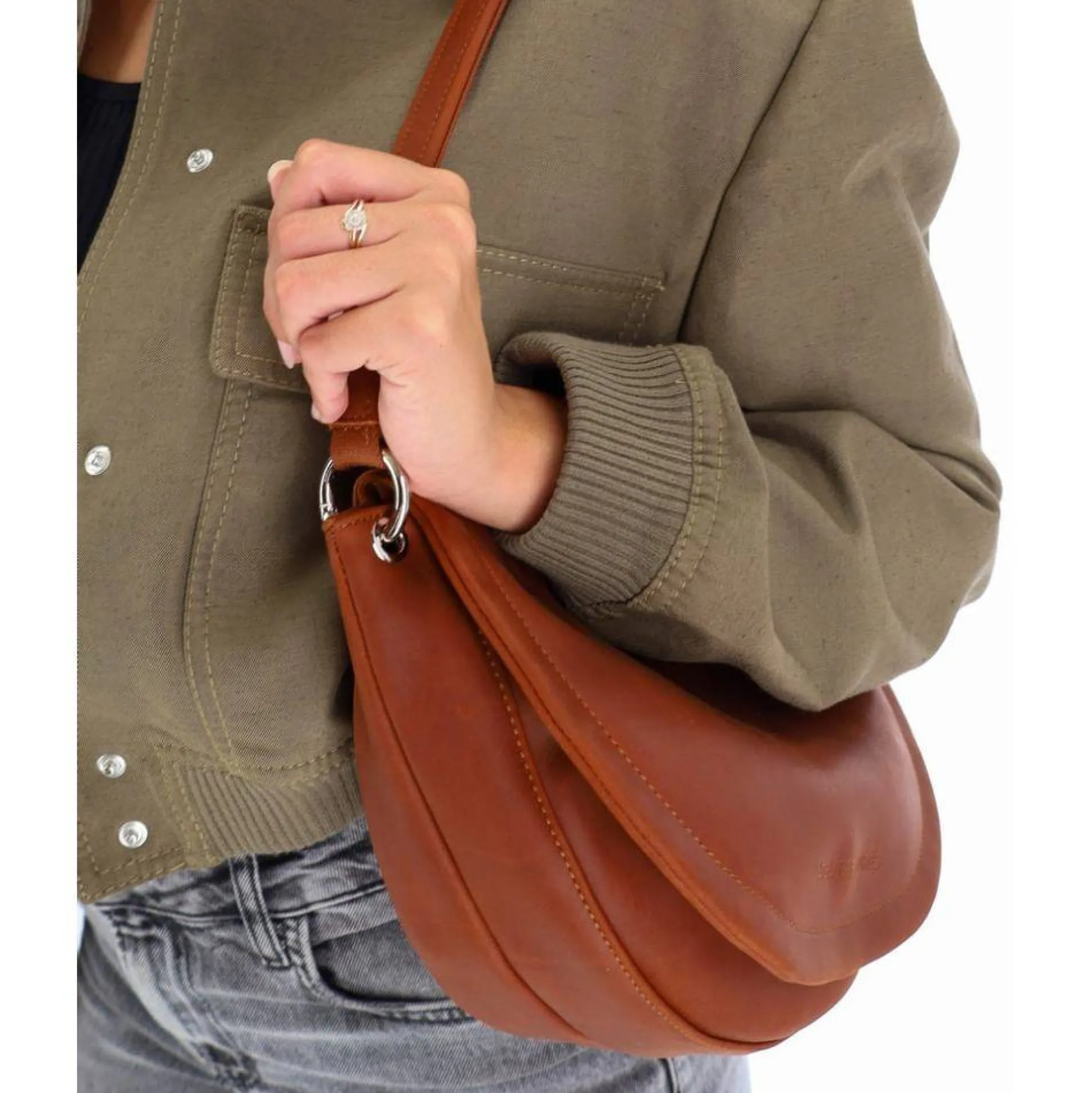 Les Ateliers Foures Sac bandouliere a rabat Compact en cuir*Femme Sacs Porté Épaule