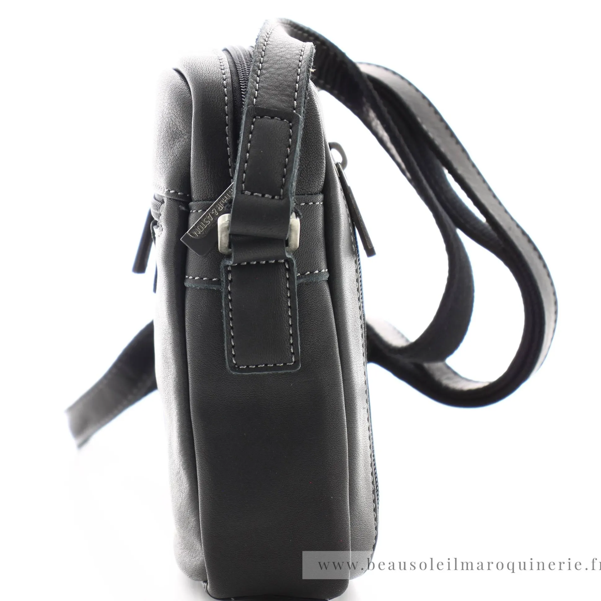 Arthur Aston Sac bandouliere en cuir de vachette Johany*Homme Sacoches Homme