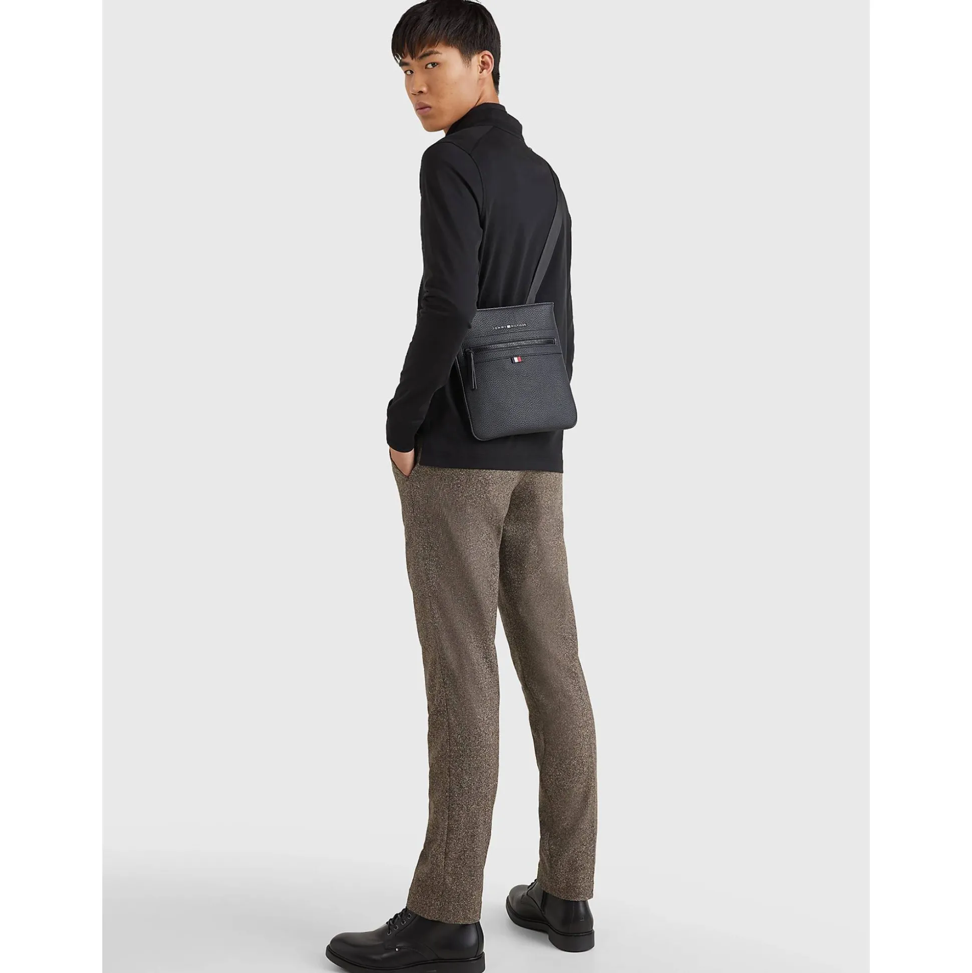 Tommy Hilfiger Sac porte travers vertical Essential*Homme Sacoches Homme