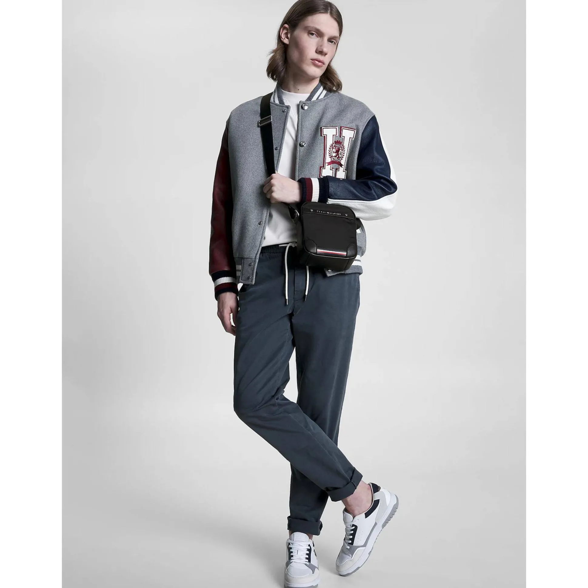 Tommy Hilfiger Sac reporter porte travers Central*Homme Petites Sacoches Homme