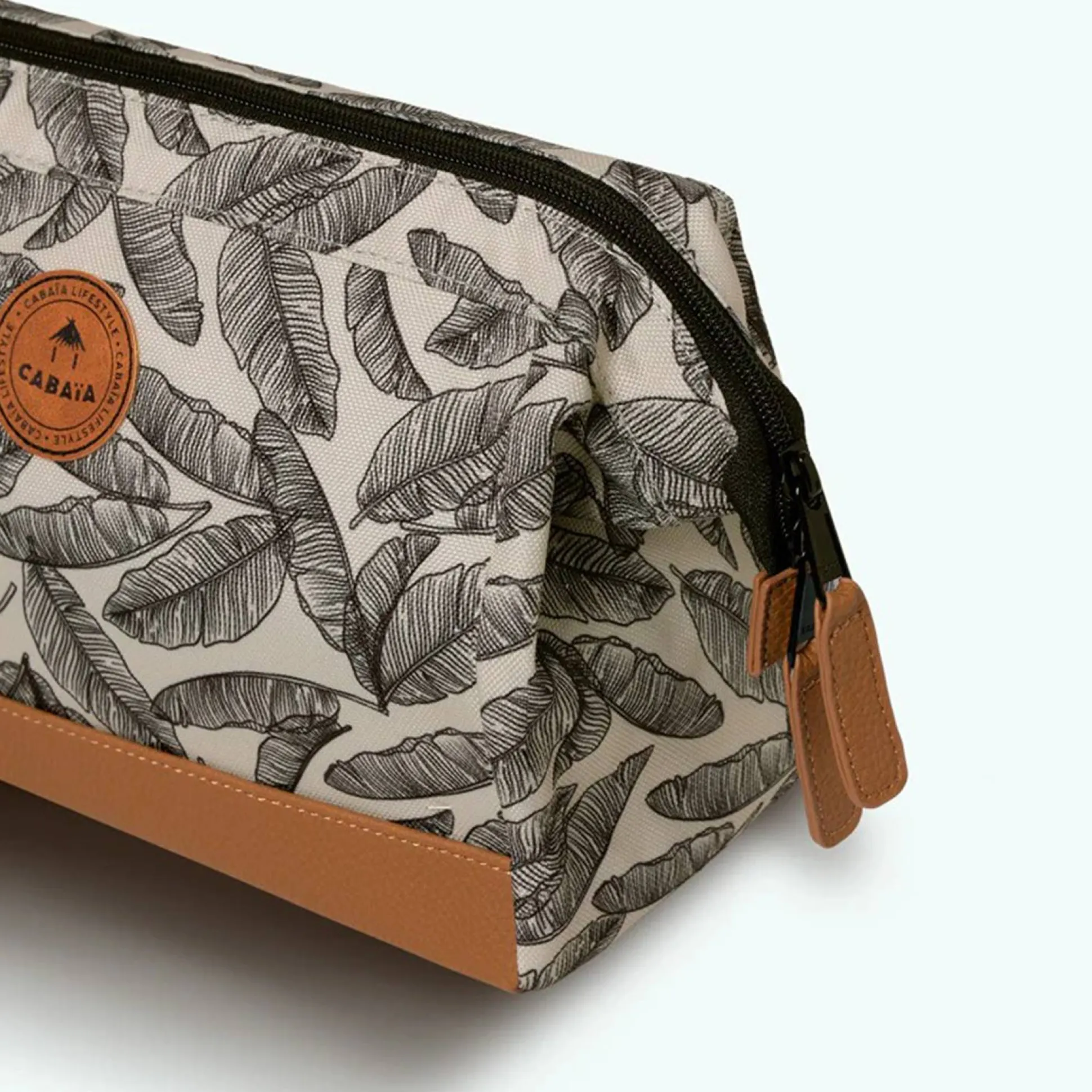 Cabaia Trousse de toilette Travel Kit* Trousses De Toilette